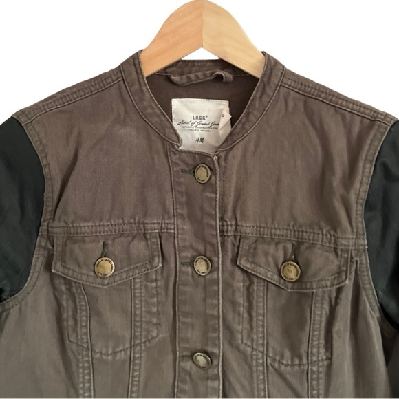 H&M L.O.G.G. Women’s Army Green Mandarin Collar Jean Jacket with Black S… - Picture 2 of 3